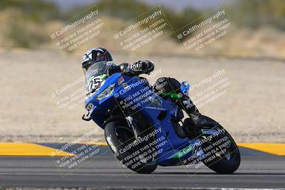 media/Dec-17-2022-SoCal Trackdays (Sat) [[224abd9271]]/Turn 7 Set 1 (1125am)/